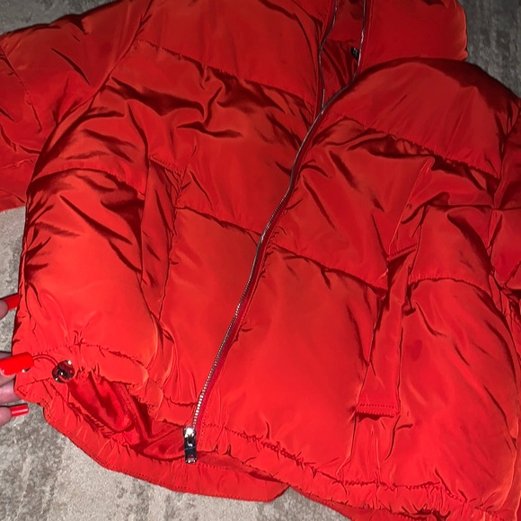 Red puffer coat - Picture 2 of 4
